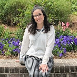 Meet your Posher, Julia